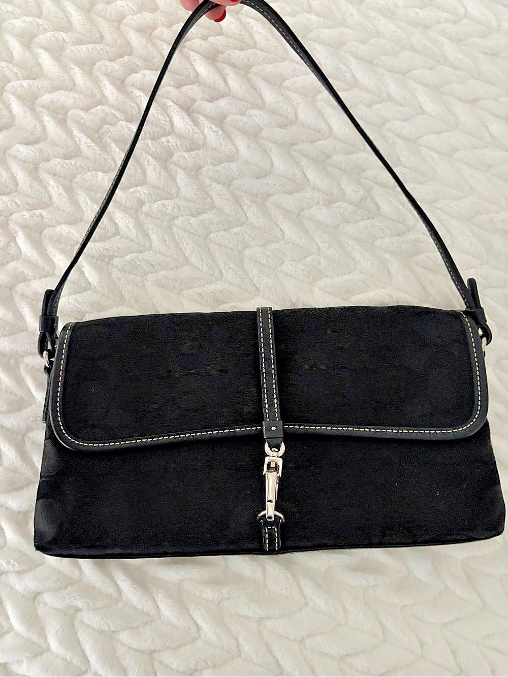 Coach Signature Hampton Clip Flap Shoulder Bag Black
